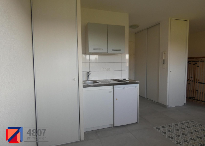 Appartement T1 à louer à Cranves Sales