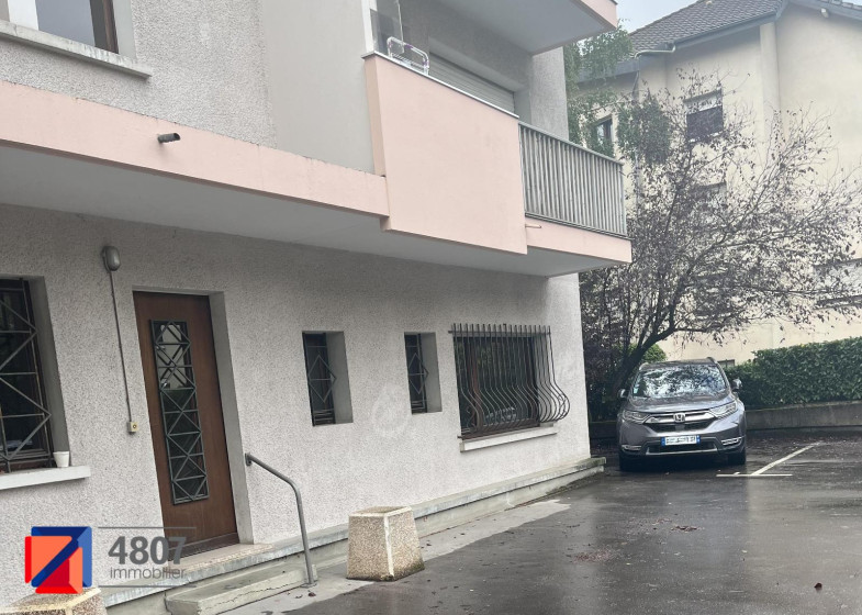 Local à louer à Annecy