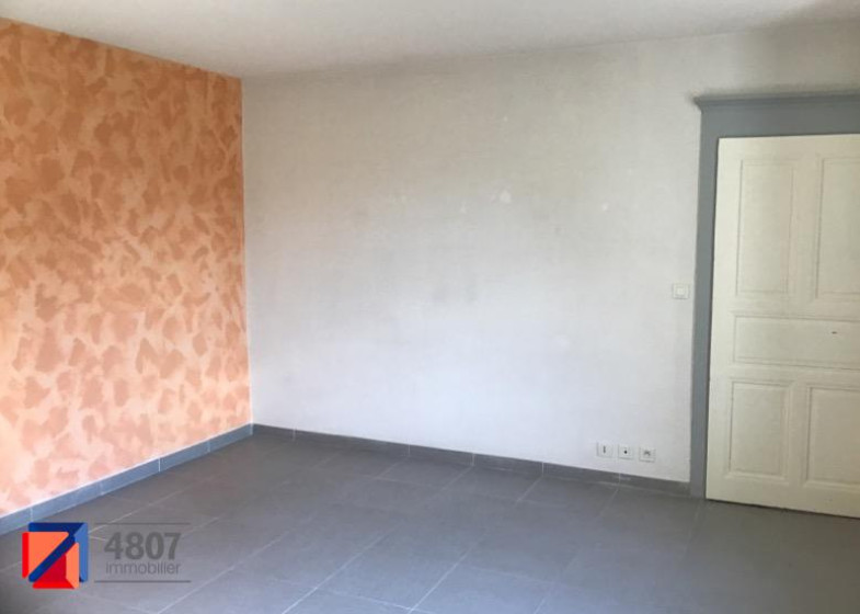 Appartement T4 à louer à Ayse