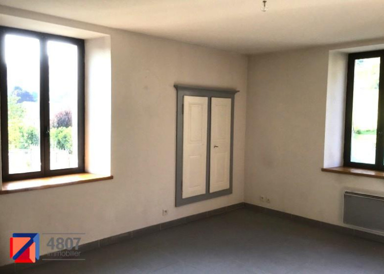 Appartement T4 à louer à Ayse