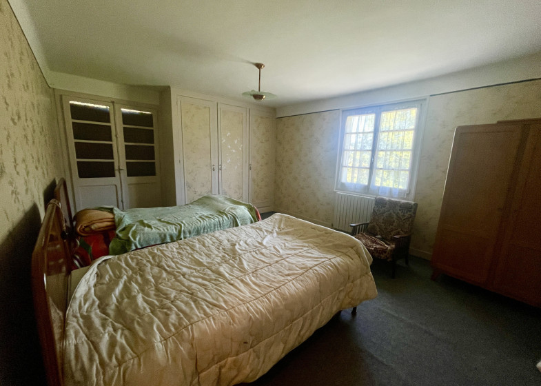 Maison T6 à vendre à Ayse