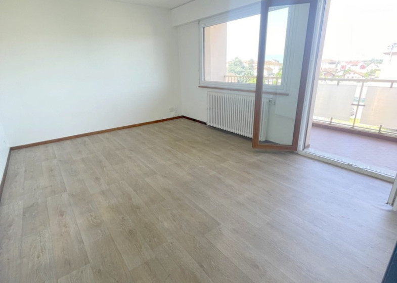 Appartement T3 à vendre à Ville La Grand