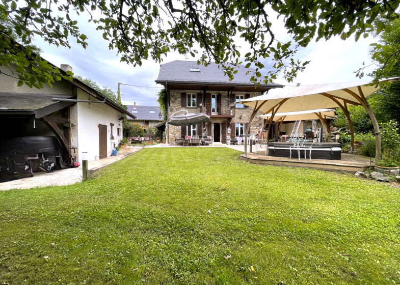 Maison T7 à vendre à Choisy