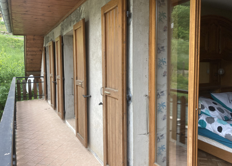 Maison T6 à vendre à Fillière