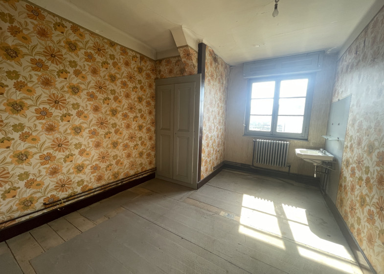 Maison T10 à vendre à Bonneville