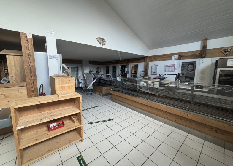 Local à vendre à Saint Pierre En Faucigny