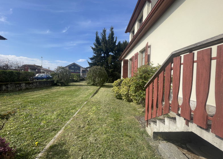 Maison T10 à vendre à Bonneville