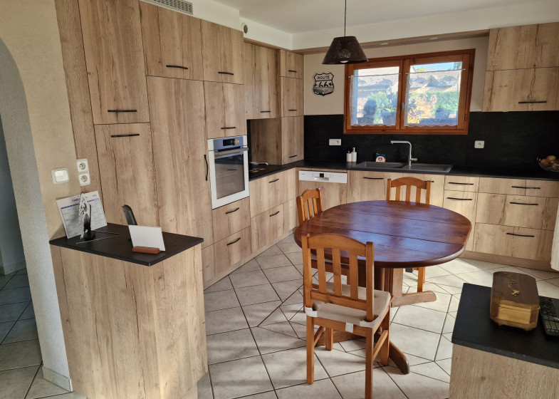 Maison T6 à vendre à Amancy