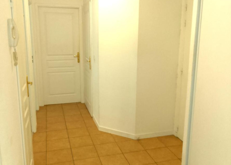 Appartement T3 à louer à Cluses