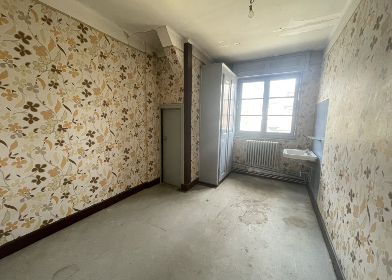 Maison T10 à vendre à Bonneville