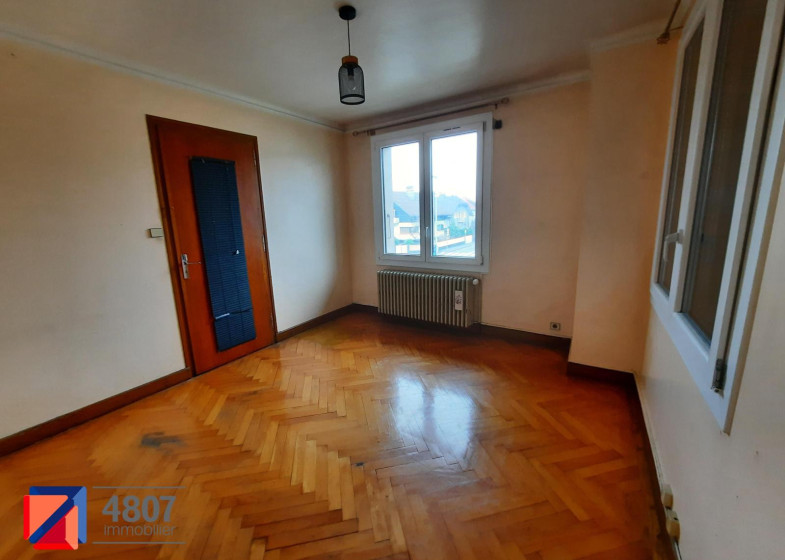 Appartement T4 à louer à Cluses