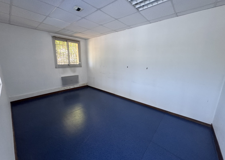 Local à vendre à Cluses