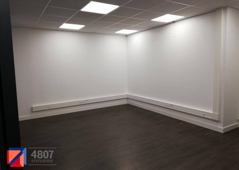 Local à louer à Cluses