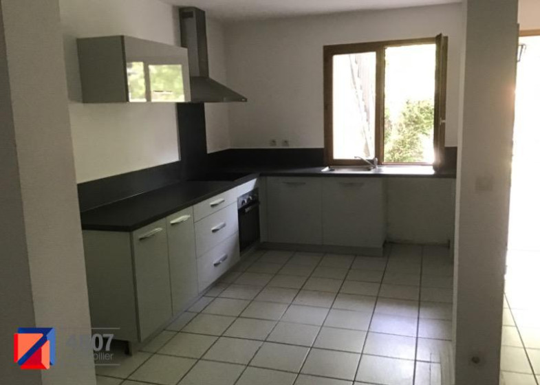 Appartement T3 à louer à Cluses