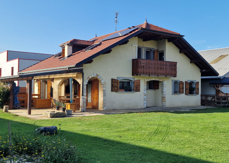 Maison T6 à vendre à Amancy