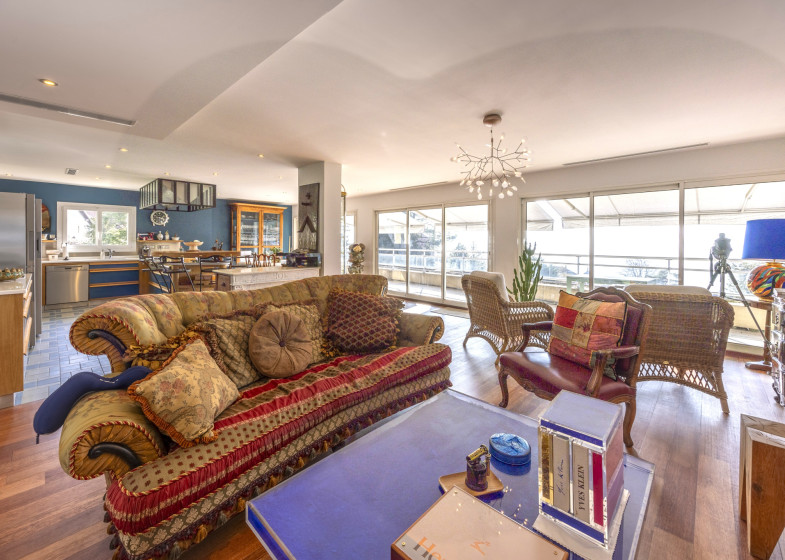 Appartement T8 à vendre à Veyrier Du Lac