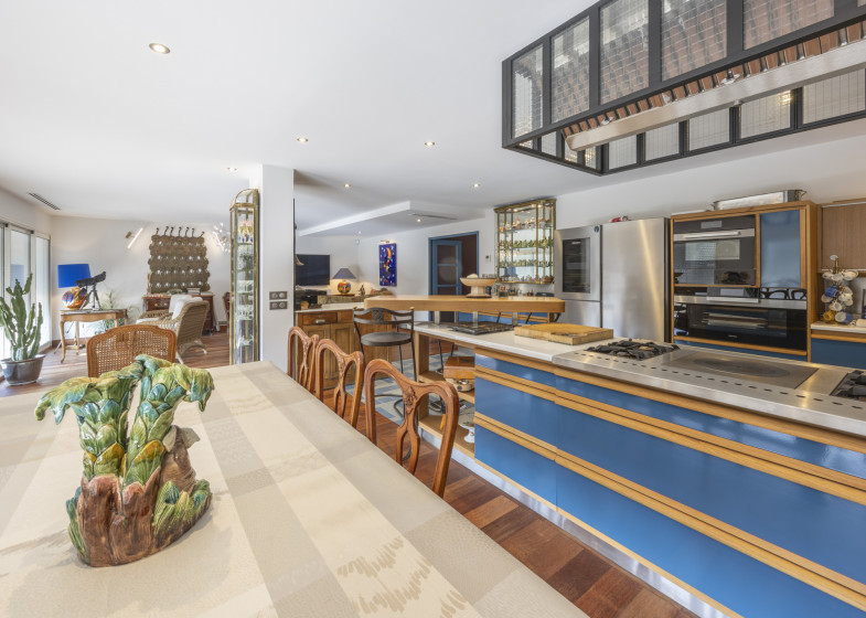 Appartement T8 à vendre à Veyrier Du Lac