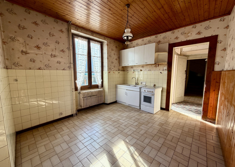 Maison T10 à vendre à Bonneville