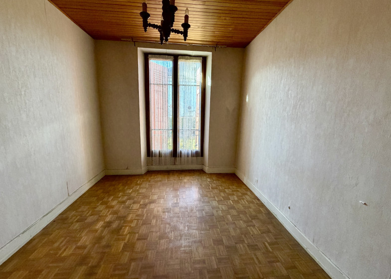 Maison T10 à vendre à Bonneville