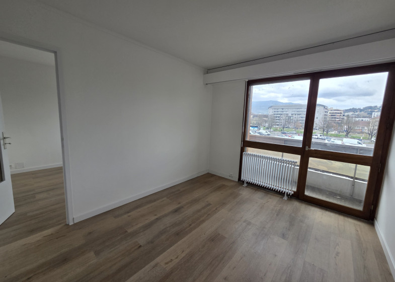 Local à vendre à Annemasse