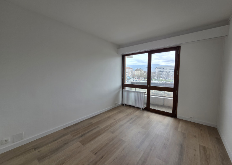 Local à vendre à Annemasse