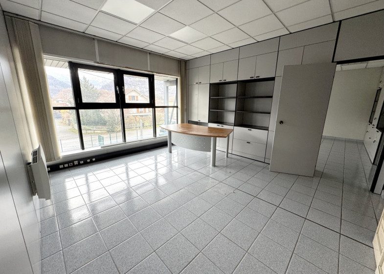 Local à vendre à Scionzier