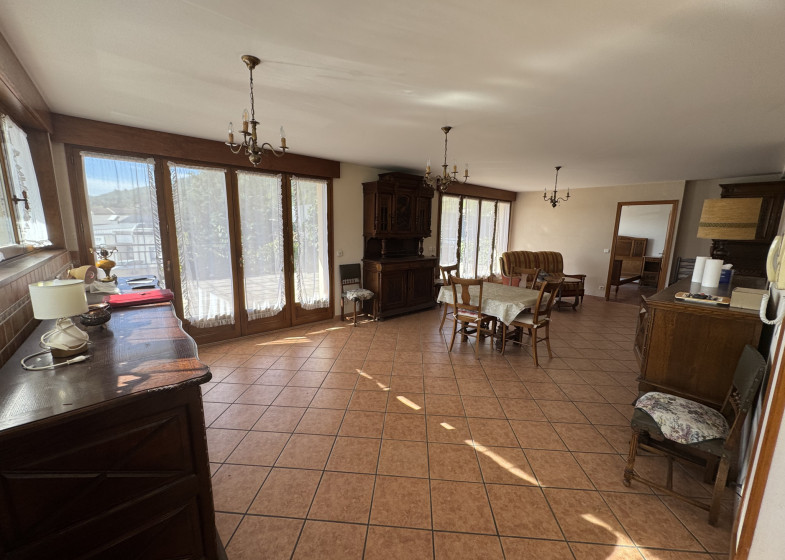 Local à vendre à Cluses