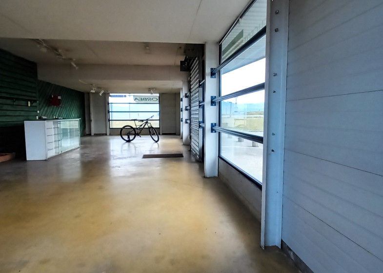 Maison T6 à vendre à Pers Jussy