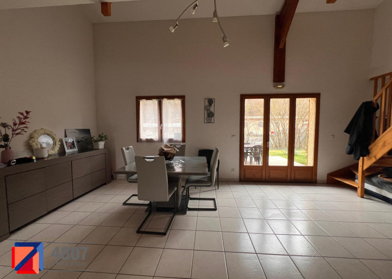 Maison T5 à louer à Vougy