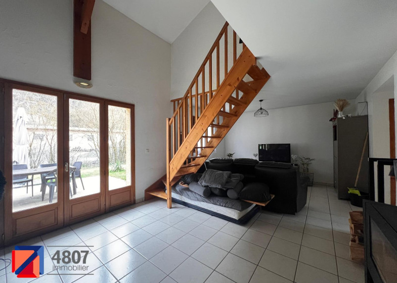 Maison T5 à louer à Vougy