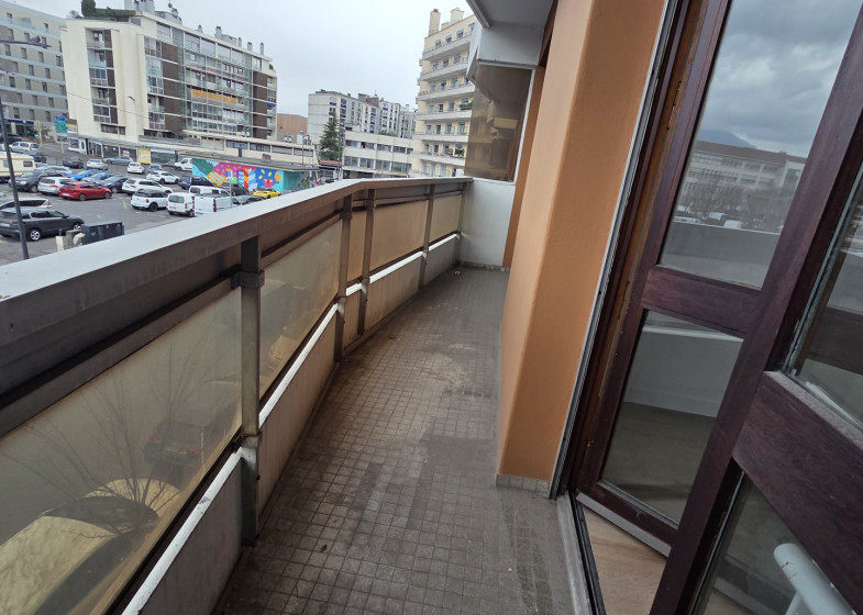 Local à vendre à Annemasse