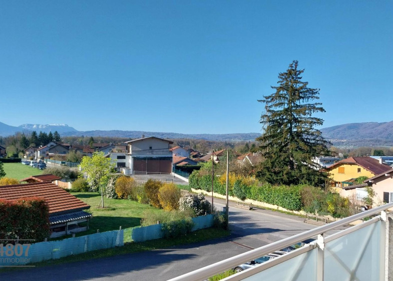 Appartement T3 à louer à Cranves Sales