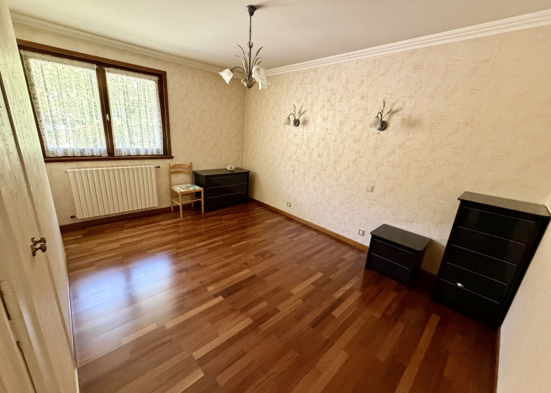 Maison T4 à vendre à Ayse