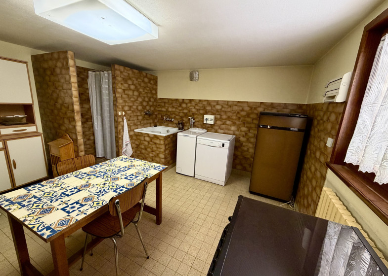 Maison T4 à vendre à Ayse