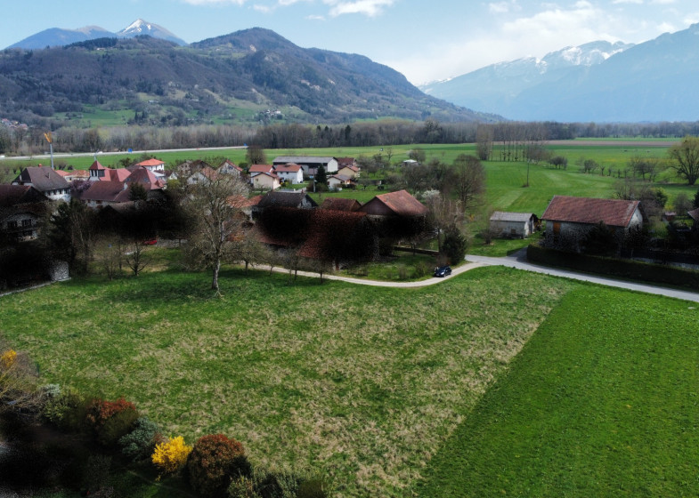 Terrain à vendre à Scientrier