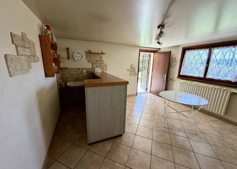 Maison T4 à vendre à Ayse