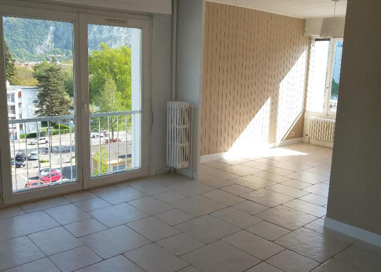 Appartement T4 à louer à Cluses