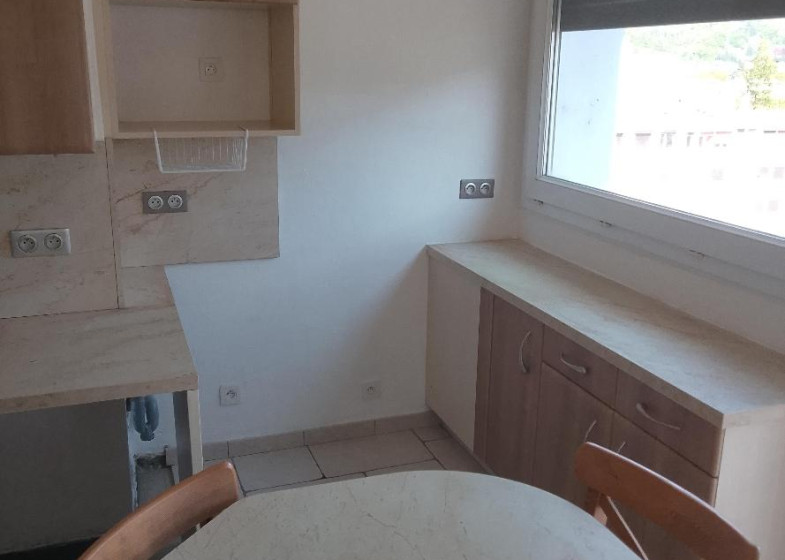 Appartement T4 à louer à Cluses