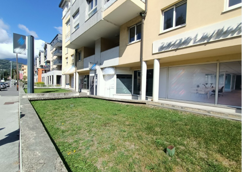 Local à vendre à Cluses