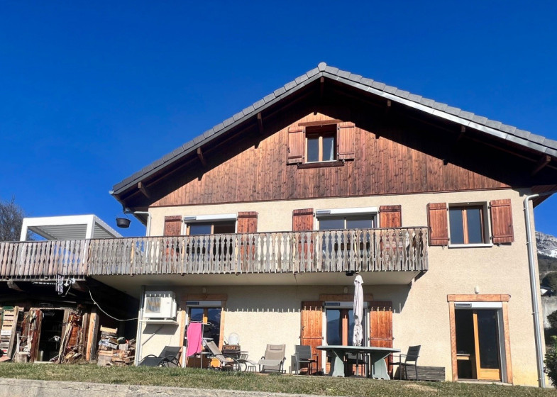 Maison T7 à vendre à Passy