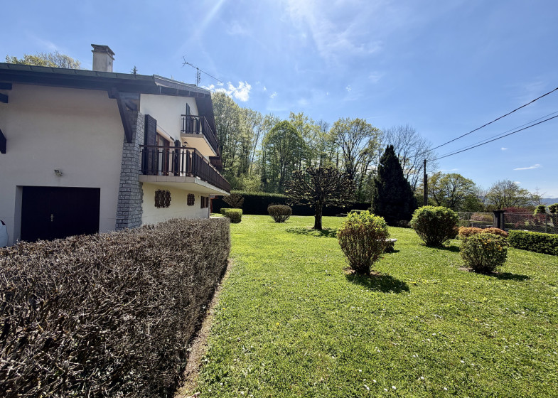 Maison T4 à vendre à Ayse