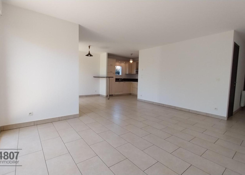 Appartement T3 à louer à Douvaine