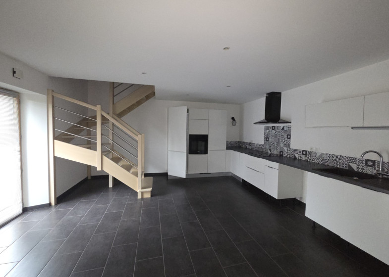 Maison T6 à vendre à Arthaz Pont Notre Dame