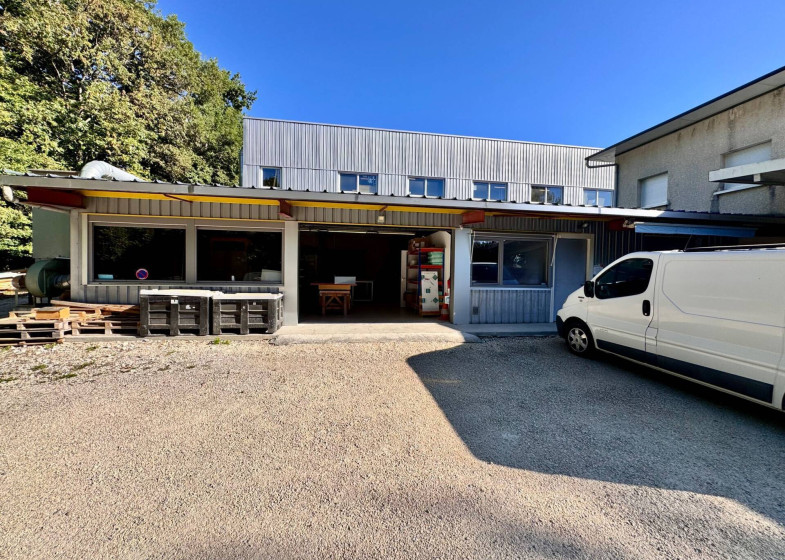 Local à vendre à Saint Martin Bellevue