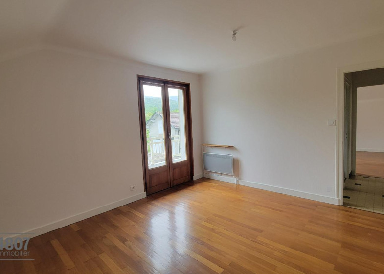 Appartement T0 à louer à Saint Pierre En Faucigny