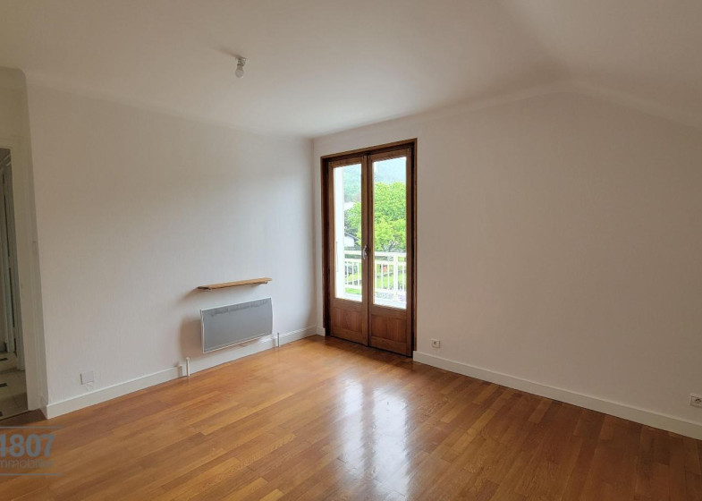 Appartement T0 à louer à Saint Pierre En Faucigny