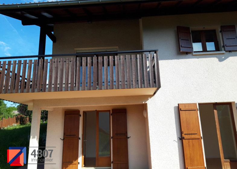 Maison T7 à louer à Viuz En Sallaz