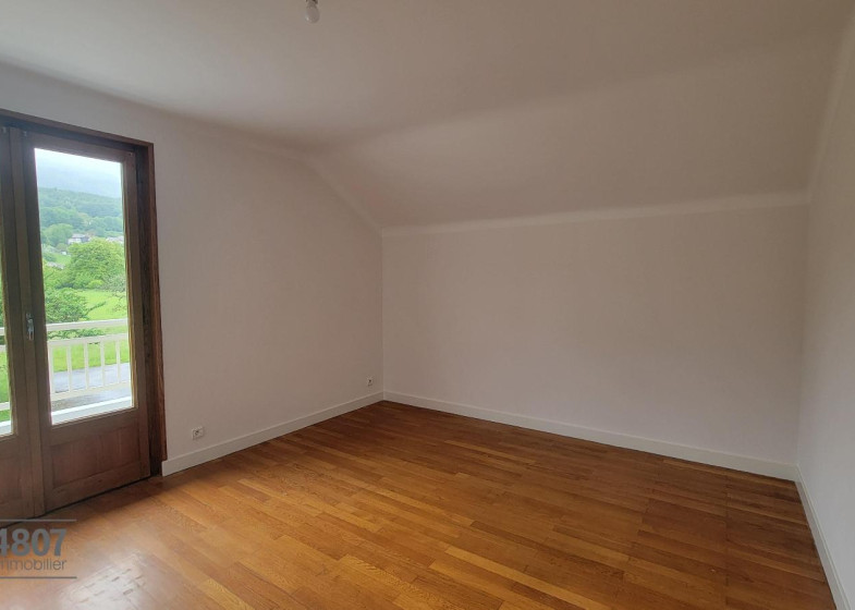 Appartement T0 à louer à Saint Pierre En Faucigny