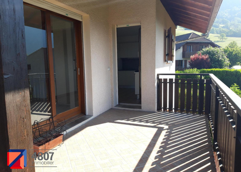 Maison T7 à louer à Viuz En Sallaz