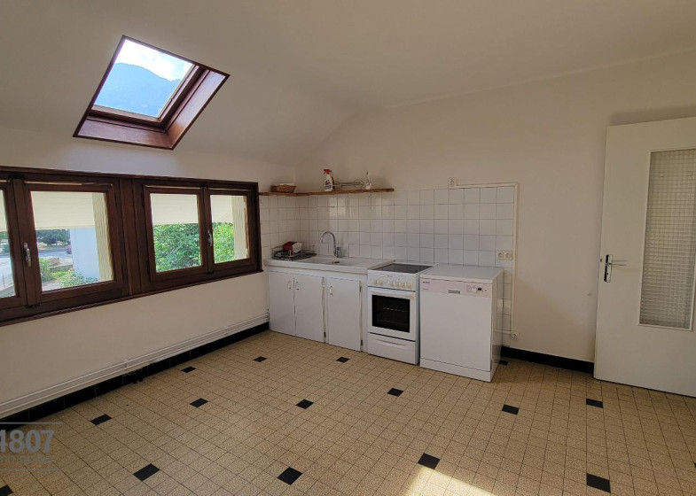 Appartement T0 à louer à Saint Pierre En Faucigny